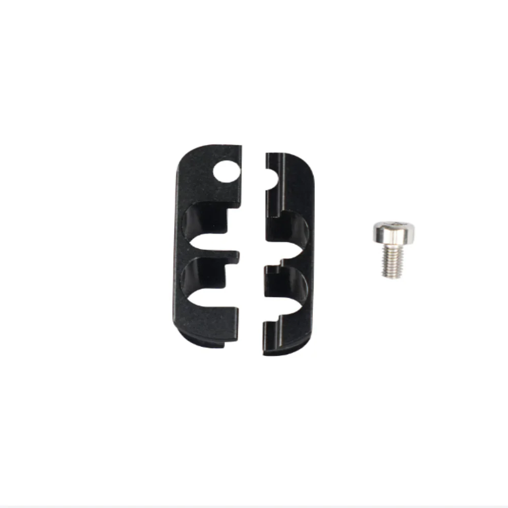 Set di spine per cavi per Titan